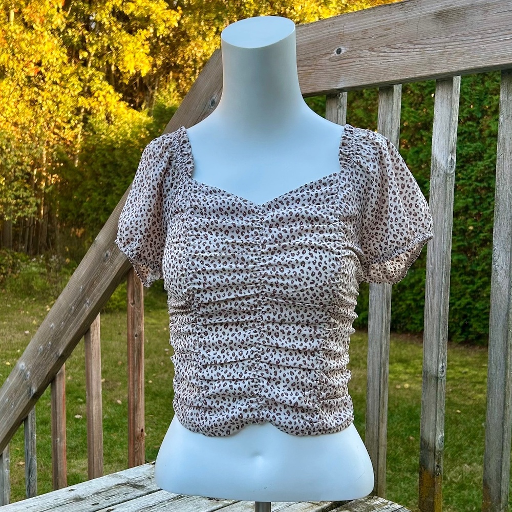 Paper crane⎪Leopard Ruched Crop top